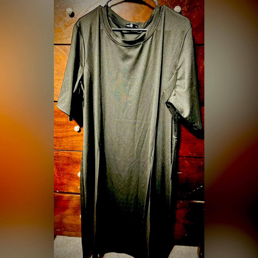Women’s Plus Maxi shirt
